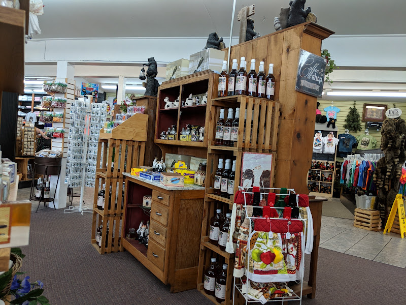 Pigeon Forge Traders Gift Shop