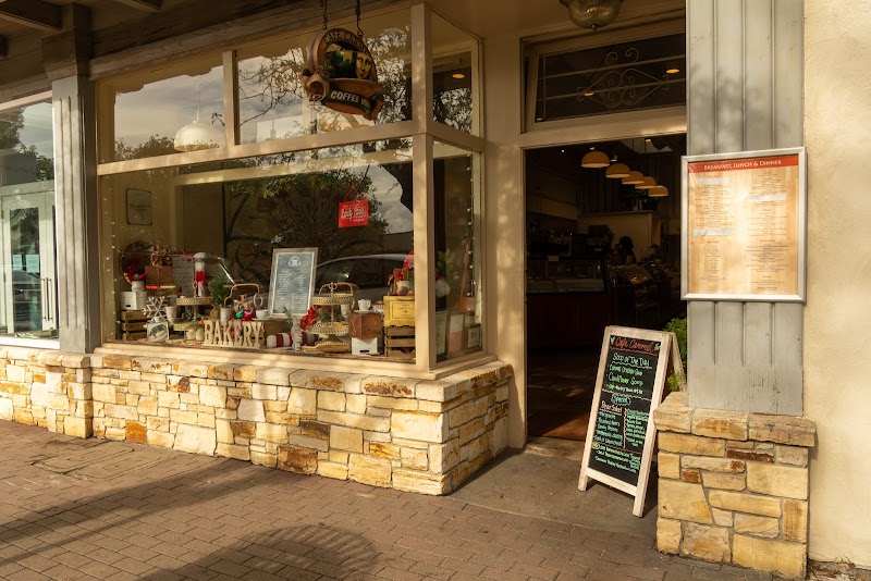 Café Carmel - Coffee shop in Carmel-By-The-Sea