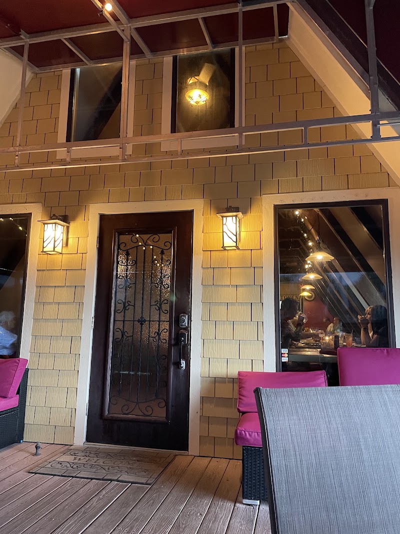 Elkhouse Eatery - New American restaurant in St. Augustine