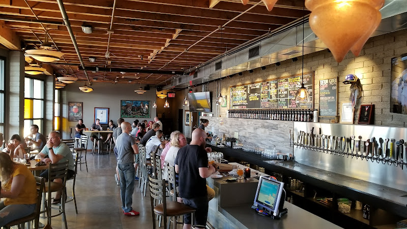 Tenaya Creek Brewery