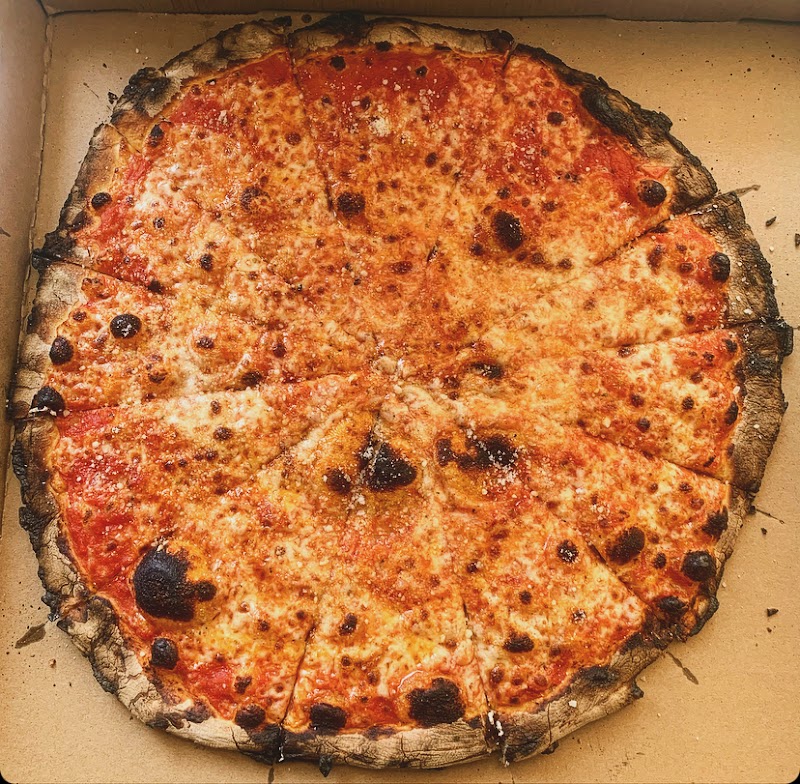 DAN APIZZ’ MAN New Haven-Style Pizza truck photo