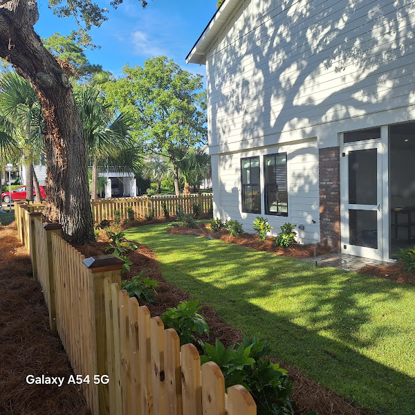 Davis Landscaping LLC