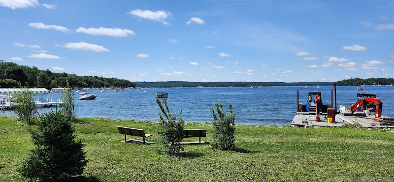 Carlson Park - Park in WI 53191