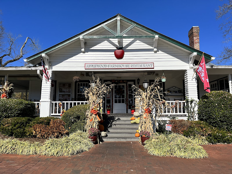 Apple Barn Dessert Wine Shoppe - Winery in Sevierville
