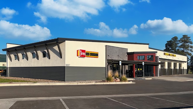 Les Schwab Tire Center - Tire shop in Pagosa Springs
