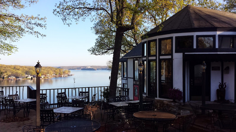 Michael's Steak Chalet - Restaurant in Osage Beach