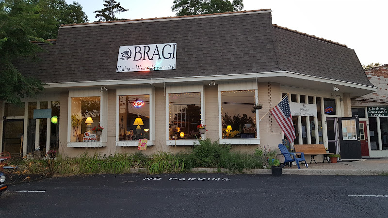 Bragii Cafe in the Bay