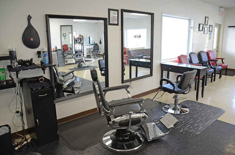 Manos Magicas - Hair salon in 1350 Elkhorn Rd