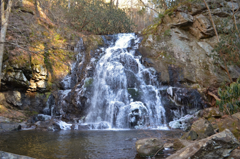 Hike The Smokys .Com - Canoe & kayak rental service in Sevierville
