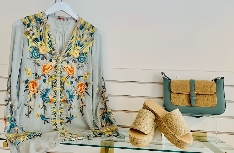 Mango's Boutique photo