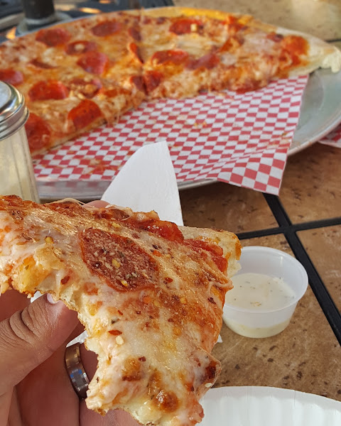 Di's Homemade Pizza - Pizza restaurant in New Braunfels