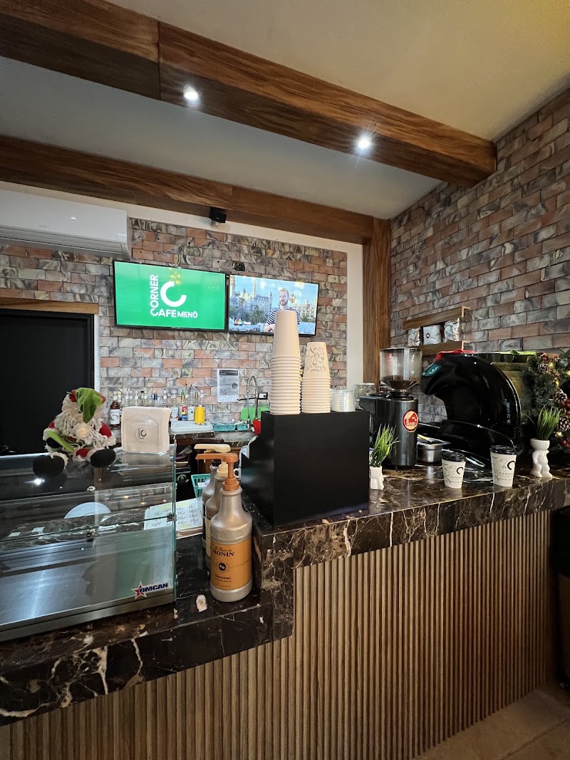 Corner Cafe - Coffee shop in Playa Arenos