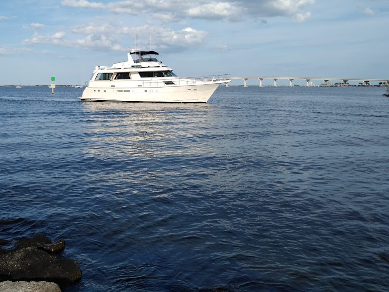 Vacation Rendezvous - Boat rental service in New Smyrna Beach
