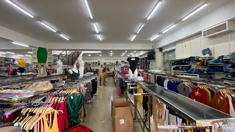 Hua Square Shopping Mall - Shopping mall in Montego Bay