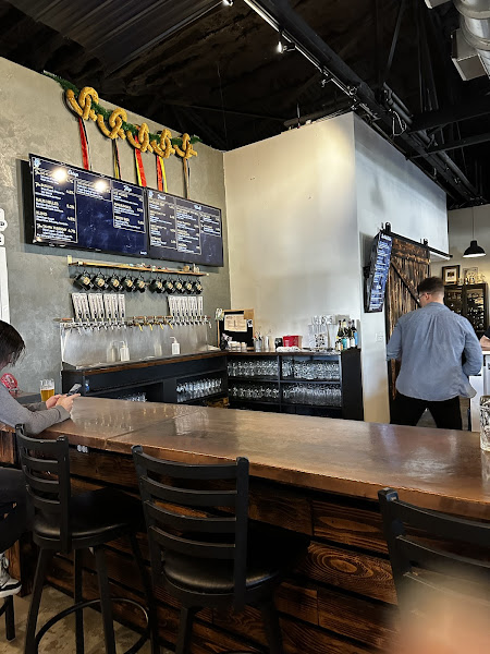Sky Puppy Brewing - Brewery in Tampa