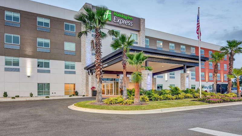 Holiday Inn Express Fort Walton Beach Central by IHG