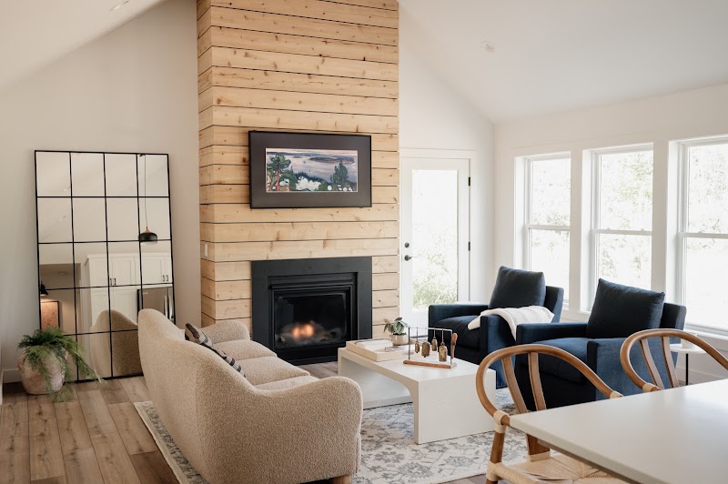 Retreat Azure - Vacation home rental agency in Egg Harbor