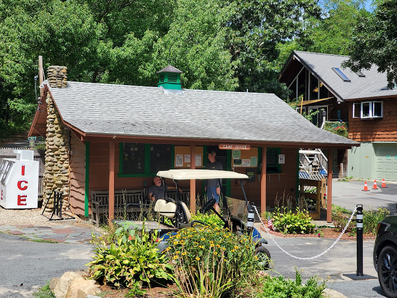Dunes' Edge Campground - Campground in Provincetown