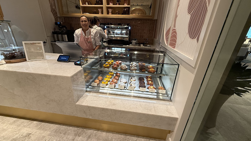 Carolines Coffee Shop at The St. Regis - Coffee shop in Longboat Key