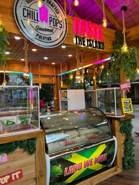 Chillpops Jamaica Ocho Rios - Dessert shop in Turtle River Road