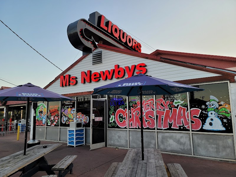 Ms Newby's Liquors - Bar in Panama City Beach