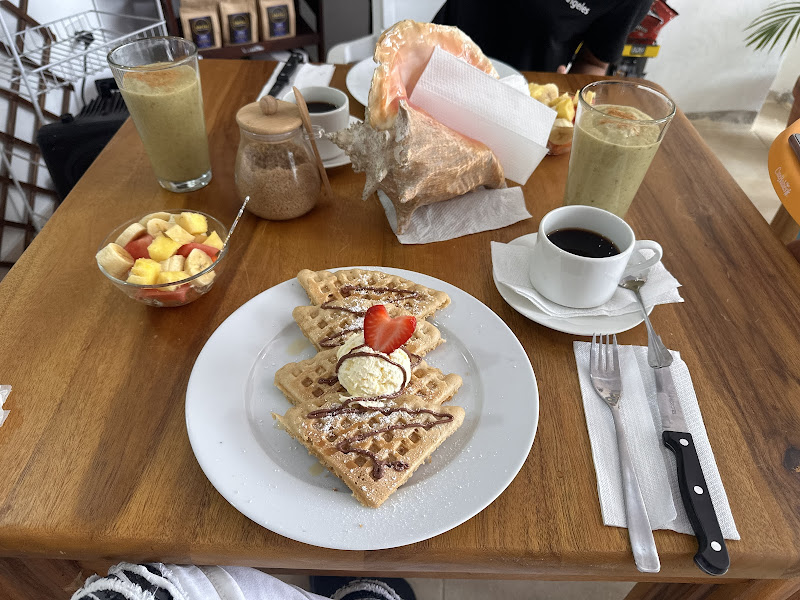 Hey Rey Cafe - Espresso bar in Frente a Playa Camacho