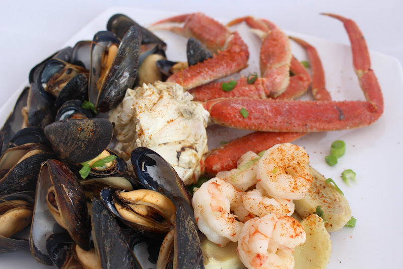 Salty's Island Bar & Grille - Restaurant in Clearwater Beach