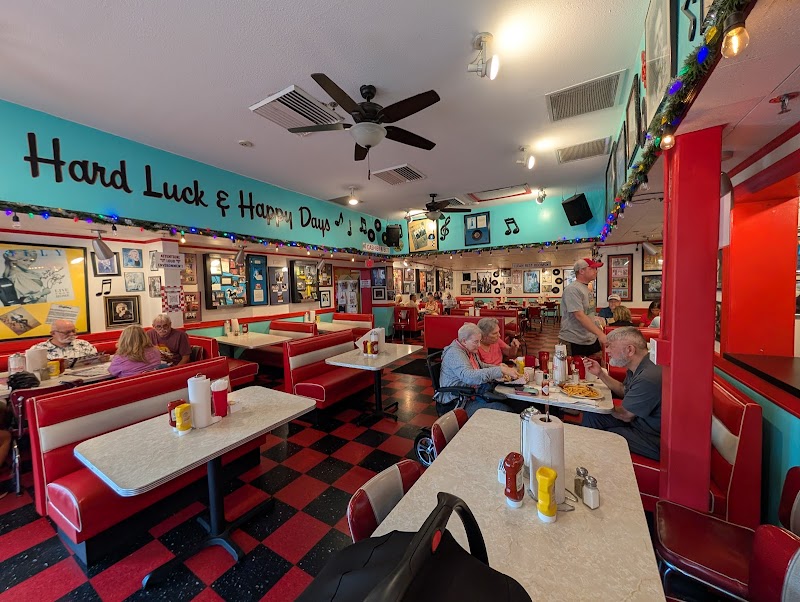 Mel's Hard Luck Diner photo