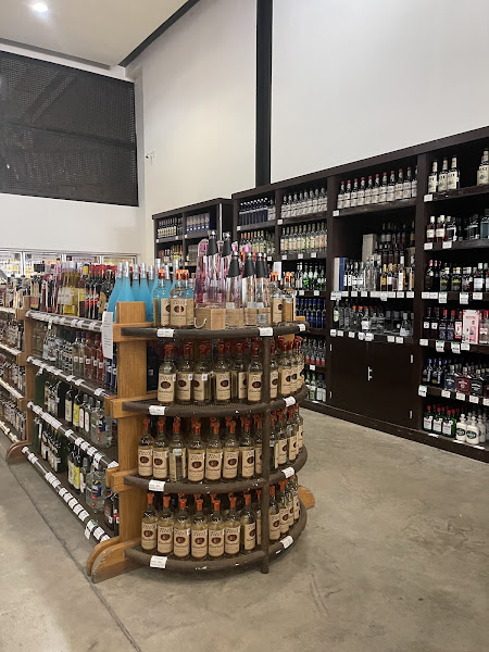 La Europea - Liquor store in El Tezal