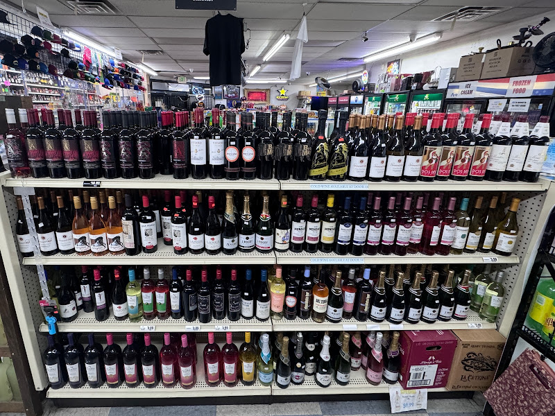 Value Market & Liquor - Liquor store in Las Vegas