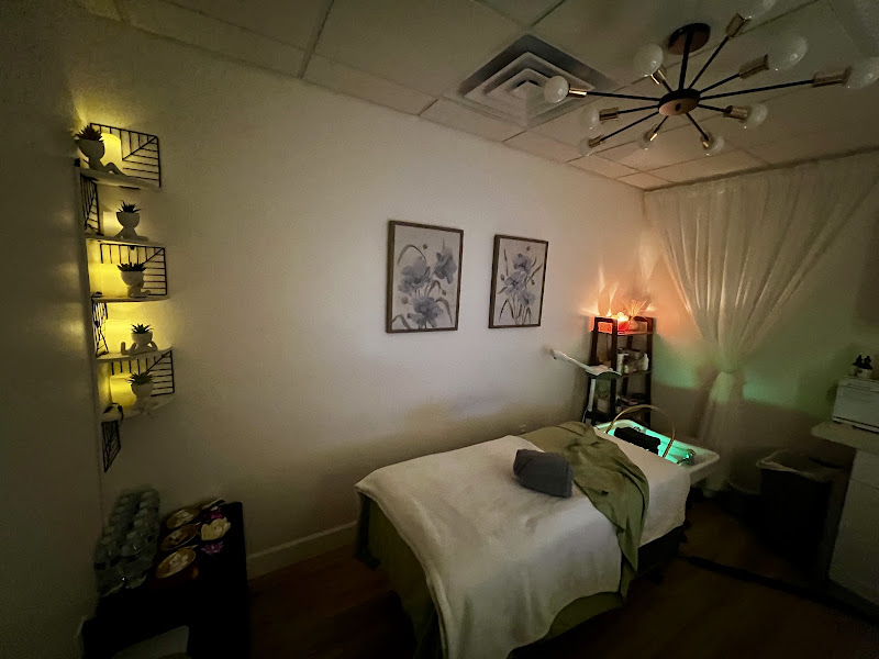 Salt and Sugar Massage & Head Spa