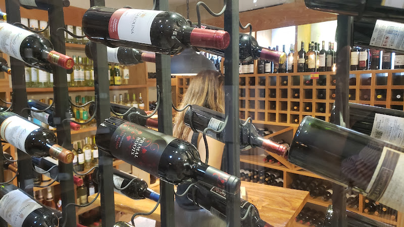 Vinoteca Wine House - Wine store in Puerto Plata 57000