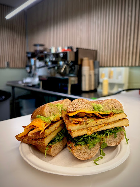 Bridge & Tunnel Coffee - Cafe & Roastery - Coffee shop in 10 Fernihurst Dr