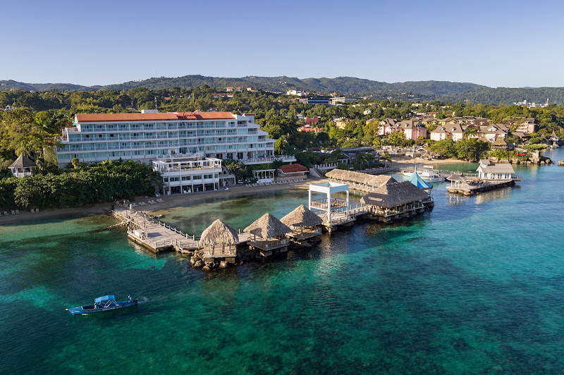 Sandals Ochi - Resort hotel in Ocho Rios
