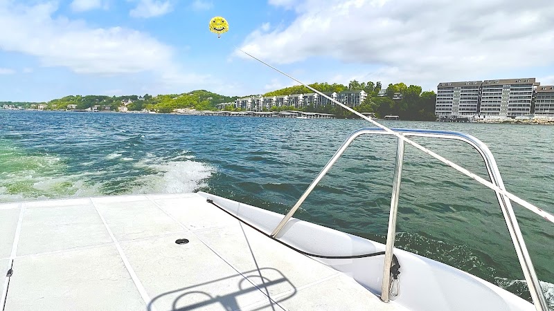 Paradise Parasail