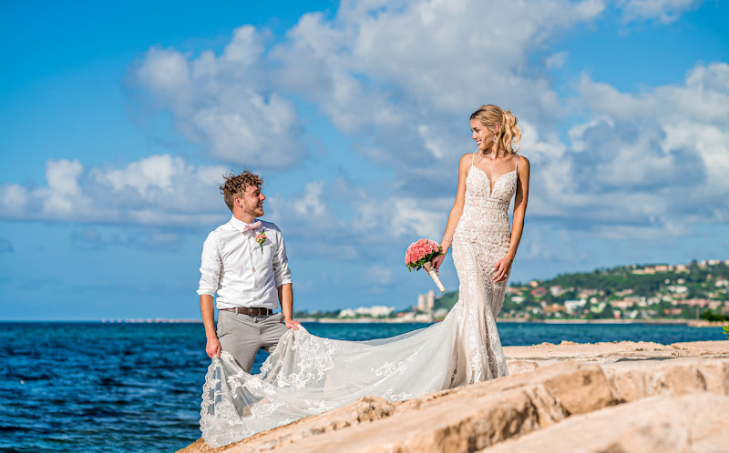 Jamaica Wedding Pictures LLC - Wedding photographer in Jamaica