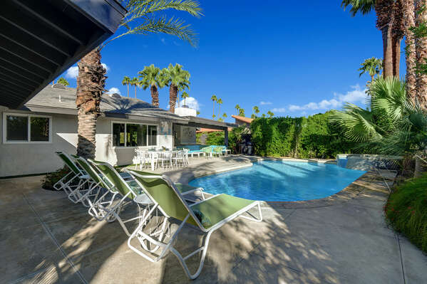 Luxsy Palm Springs - Vacation home rental agency in Palm Springs