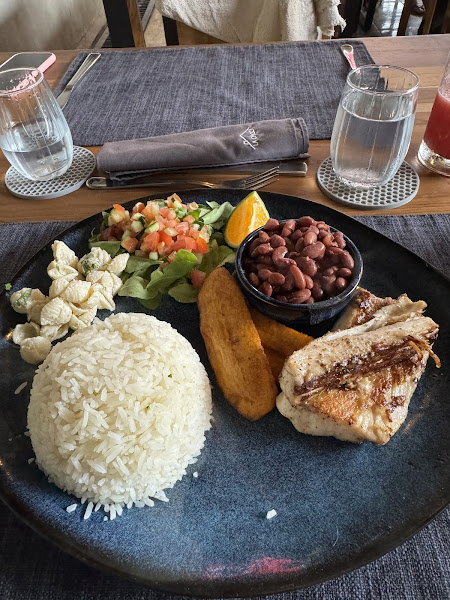 Restaurante La Choza - Restaurant in Santa Teresa