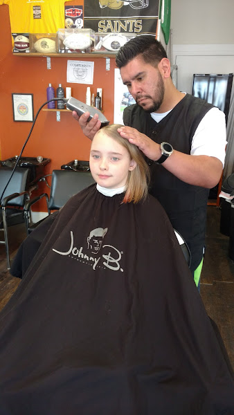 Santos Barber Shop and Hair Styling - Barber shop in New Braunfels