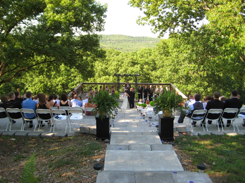 Lindwedel Winery - Winery in Branson