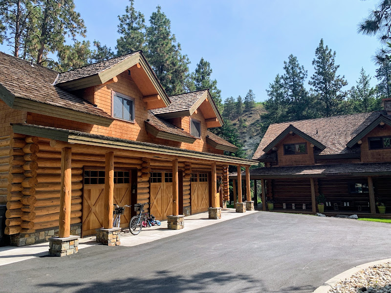 The Grand River Lodge