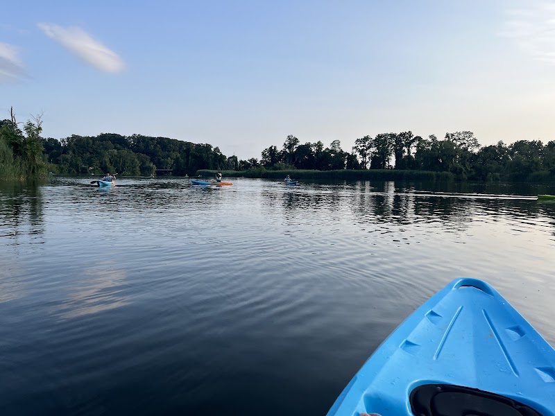 Hudson River Recreation - Croton River - Canoe & kayak rental service in Croton-On-Hudson