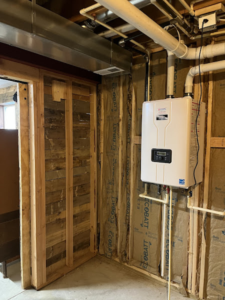 Adams - Electrician in Elkhorn