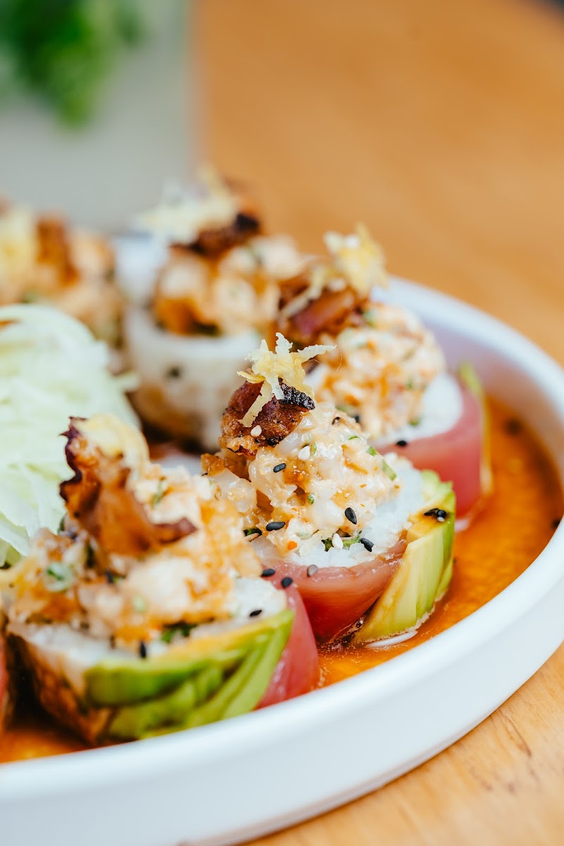 IMMA SUSHI BAR - Sushi restaurant in Cam. Real esquina