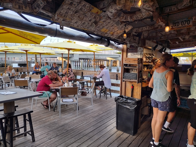 Bait House Tackle & Tavern