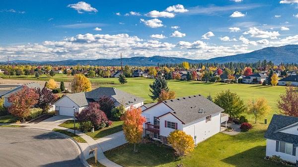 Laurel Jonas- Coeur d'Alene & Hayden ID Realtor