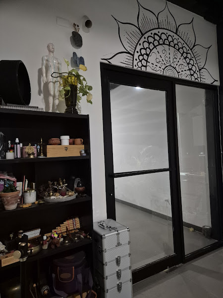 Samadhi Yoga Studio - Yoga studio in C. P.º Pacífico 541-Local 45