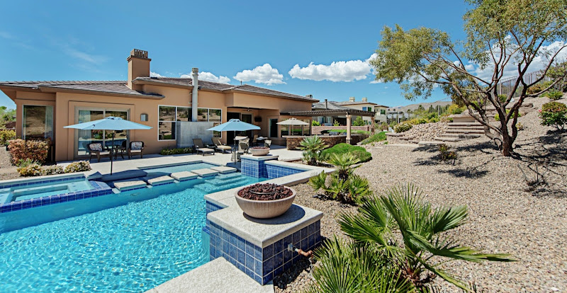 LUXURY HOMES OF LAS VEGAS