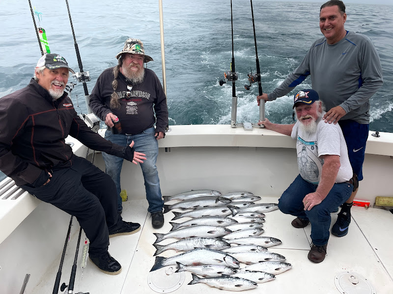 Kinns Sport Fishing - Fishing charter in your area