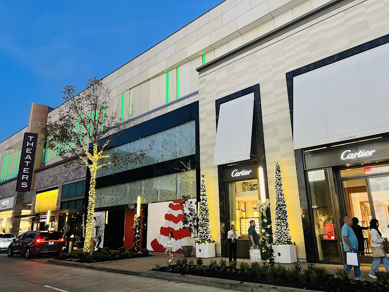River Oaks District - Shopping mall in Houston